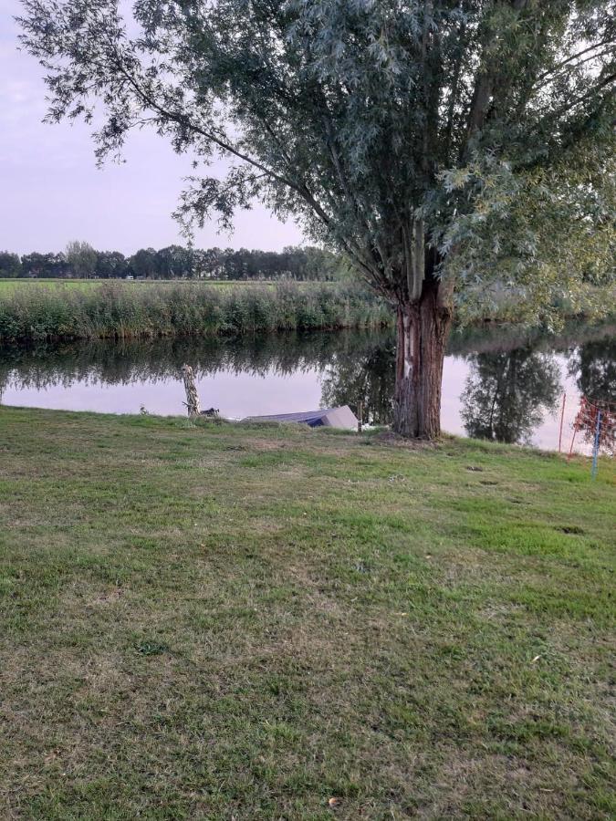 Amazing Home In Vlagtwedde, 3 Bedrooms, Recently Renovated For Recreational Purposes Only Екстериор снимка